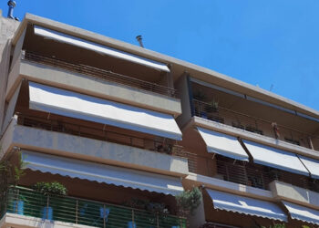 Πέταξε σακούλα με 12.000 ευρώ από το μπαλκόνι! – Νέα τηλεφωνική απάτη σε βάρος ηλικιωμένης στην Πάτρα