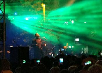 Ξεσήκωσε την  Πτολεμαϊδα με τα ποντιακά τραγούδια ο Κώστας Αγέρης- video