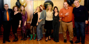 “Σαν μια ανάσα, σαν λίγα λεπτά” – Συνάντηση  αποφοίτων 1ου Γενικού Λυκείου Πτολεμαΐδας 32 χρόνια μετά (Φωτογραφίες)