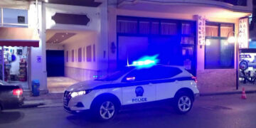 Σαββατόβραδο στην Πτολεμαΐδα: Μπήκαν από ανοιχτό παράθυρο και απέσπασαν μεγάλο χρηματικό ποσό από αυτοκίνητο