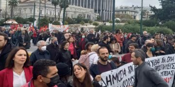 Καλλιόπη Βέττα: «Στην Π.Ε. Κοζάνης σημειώθηκε το πιο μακρόχρονο και σκληρό lockdown στην Ευρώπη, ως συνέπεια αλλοπρόσαλλων μέτρων και λόγω συνειδητής έλλειψης προετοιμασίας και θωράκισης των υγειονομικών δομών»