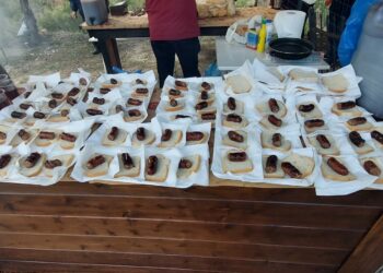 Το έθιμο της λουκανικοφαγίας στο Βελβεντό