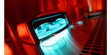 Μανικιούρ: Κίνδυνος καρκίνου από τα «φουρνάκια» νυχιών;