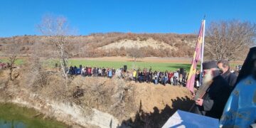 Η ρίψη του Τιμίου Σταυρού στο Ανθοχώρι Βοΐου