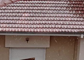 Ασθενής χιονόπτωση αυτή την ώρα στην Κοζάνη (βίντεο )