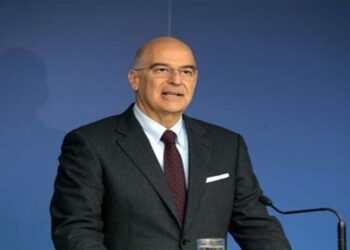 Ο Νίκος Δένδιας στην κοπή της πίτας της ΝΟΔΕ Κοζάνης στις 27/1