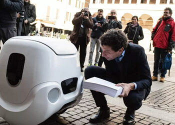 Εντυπωσιακό: Αυτόνομα ρομπότ για delivery στους δρόμους - Τα Τρίκαλα πρωτοπορούν για ακόμη μία φορά