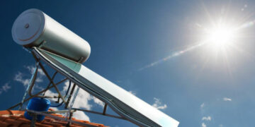 Επιδότηση ηλιακού θερμοσίφωνα: Έως και 1000 ευρώ – Δείτε τα εισοδηματικά και κοινωνικά κριτήρια