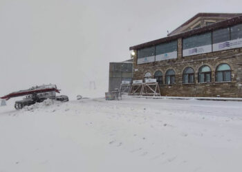 Επιτέλους Χιόνια στο Καϊμάκτσαλαν - "Ντυμένο στα λευκά" το χιονοδρομικό κέντρο ( Φωτογραφίες )