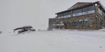 Επιτέλους Χιόνια στο Καϊμάκτσαλαν - "Ντυμένο στα λευκά" το χιονοδρομικό κέντρο ( Φωτογραφίες )