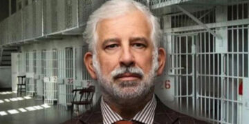 Φιλιππίδης: Να αθωωθεί για τον βιασμό κατ' εξακολούθηση σε βάρος της πρώτης καταγγέλλουσας πρότεινε η Εισαγγελέας