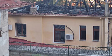 Φωτιά στο Δημαρχείο Σερβίων: Προς αποκατάσταση το κατεστραμμένο Κτήριο από την Περιφερειακή Ενότητα Κοζάνης