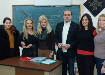 Όμορφες στιγμές στο ΔΙΕΚ Πτολεμαΐδας, λίγο πριν τις ΕΞΕΤΑΣΕΙΣ! (της Κούλας Πουλασιχίδου)
