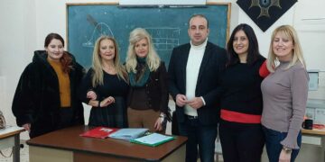 Όμορφες στιγμές στο ΔΙΕΚ Πτολεμαΐδας, λίγο πριν τις ΕΞΕΤΑΣΕΙΣ! (της Κούλας Πουλασιχίδου)