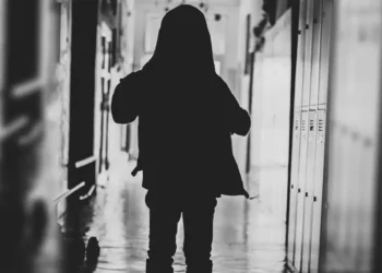 Φρίκη στην Καβάλα: Δίωξη σε 37χρονη νηπιαγωγό για ασέλγεια σε τέσσερα παιδιά