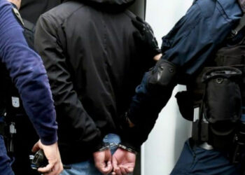 Καστοριά: Ζευγάρι αλλοδαπών παρίσταναν τους πελάτες και έκλεψαν κατάστημα 60χρονης – Συνελήφθησαν από την αστυνομία