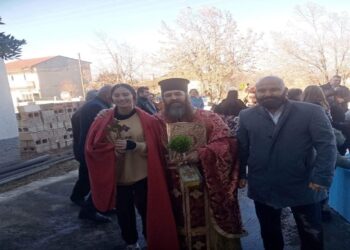 Κοπέλα έπιασε τον σταυρό στην Τ.Κ. Αντιγόνου του Δήμου Αμυνταίου