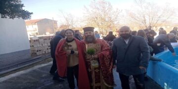 Κοπέλα έπιασε τον σταυρό στην Τ.Κ. Αντιγόνου του Δήμου Αμυνταίου