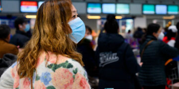 Κορωνοϊός: Με υποχρεωτικό τεστ 48 ώρων και μάσκα οι ταξιδιώτες από την Κίνα στην Ελλάδα