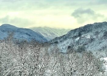 Καστοριά: Πανέμορφες εικόνες με την ορεινή Κοτύλη στα λευκά!
