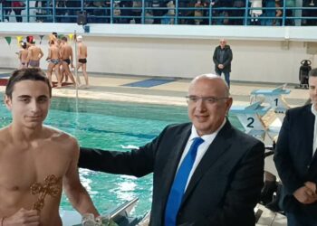 Με επίκεντρο το Δημοτικό Κολυμβητήριο Πτολεμαΐδας, λαμπρός ήταν ο εορτασμός των Αγίων Θεοφανείων στο Δήμο Εορδαίας ! (ρεπορτάζ της Κούλας Πουλασιχίδου )