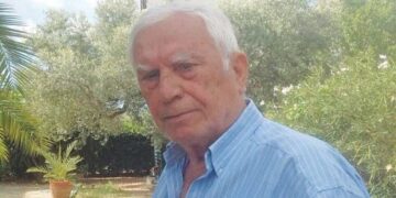 Νίκος Ξανθόπουλος: Αγωνία για το «παιδί του λαού» – «Δύσκολα τα πράγματα στην εντατική»