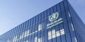 Παγκόσμιος Οργανισμός Υγείας: Αναζητά τα αίτια θανάτων παιδιών σε σιρόπια για τον βήχα