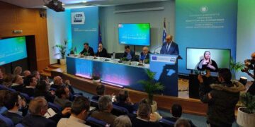 Πώς θα μεγαλώσουν χαρούμενα και ανεξάρτητα τα παιδιά – Ομιλία στο 8ο δημοτικό σχολείο Πτολεμαΐδας (video)