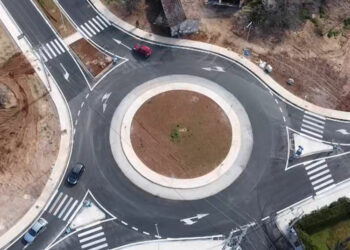 Περί οδήγησης σε κυκλικούς κόμβους - Του Απόστολου Πολυζάκη