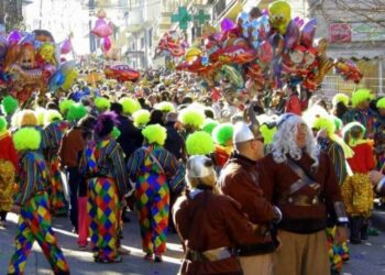 Πλήθος επισκεπτών κατέκλυσαν την Καστοριά για τα Ραγκουσάρια