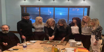 Σωματείο Κομμωτών – Κουρέων Πτολεμαΐδας: Σε ευχάριστη ατμόσφαιρα έκοψαν την καθιερωμένη πίτα (φωτογραφίες)