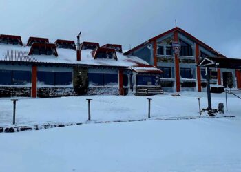 Γρεβενά: Πανέμορφη, στα λευκά και εν αναμονή νέας χιονόπτωσης, η Βασιλίτσα