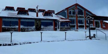 Γρεβενά: Πανέμορφη, στα λευκά και εν αναμονή νέας χιονόπτωσης, η Βασιλίτσα