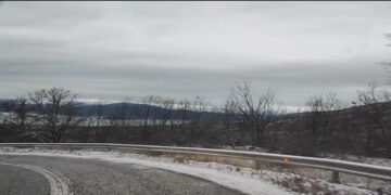 “Βόλτα” στις Πρέσπες με χιονάκι- βίντεο