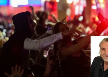 Η Πτολεμαΐδα το έριξε “έξω” τις γιορτές Χριστουγέννων και Πρωτοχρονιάς – Ικανοποιημένοι καταστηματάρχες σε εστίαση/ διασκέδαση