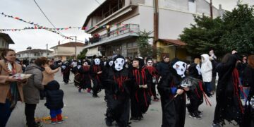 Χρώμα, ζωντάνια, κέφι και χορός στο καρναβάλι Μεσοποταμίας