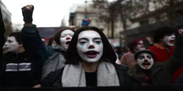 Αυτή είναι η ρύθμιση της κυβέρνησης για το μισθολογικό των καλλιτεχνών: Στη δημοσιότητα σχέδιο ΚΥΑ μετά τη συνάντηση με Μητσοτάκη