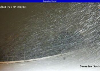 Γρεβενά: Χιονοθύελλα στην Σαμαρίνα – πυκνή χιονόπτωση σε Δοτσικό