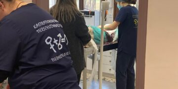 Στειρώσεις αδέσποτων σκύλων στο Δημοτικό Κτηνιατρείο Κοζάνης- Ενθουσιασμένοι με τις εγκαταστάσεις οι εθελοντές από τη Γερμανία-VIDEO