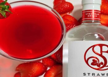 Cocktail Valentines date night με το STRAWBAR στη Θεσσαλονίκη!