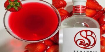 Cocktail Valentines date night με το STRAWBAR στη Θεσσαλονίκη!