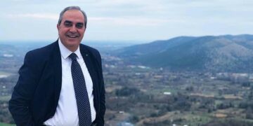 Άλκης Νουσηκύρου: Η έκπληξη με τη «γαλάζια» μεταγραφή στα ψηφοδέλτια του ΠΑΣΟΚ στην Πέλλα