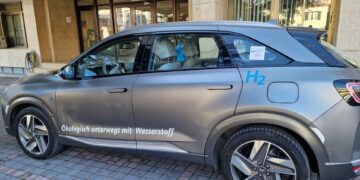 Αυτό είναι το υδρογοκίνητο αυτοκίνητο που θα παρουσιαστεί αύριο στα Κοίλα