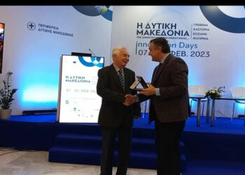 Χαρίσιος Χλιάπας: Στα 88 του παραμένει επιτυχημένος επιχειρηματίας στην περιοχή και βραβεύεται γι’ αυτό