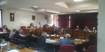 Π. Πλακεντάς: «Γίνεται προσπάθεια ώστε να μην οφείλει ο δήμος στη ΔΕΤΗΠ»  – Τι απάντησε για τα χρέη των σχολείων στην Τ/Θ