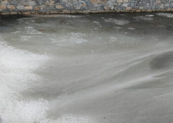 Φλώρινα: Πάγωσε και φέτος ο ποταμός Σακουλέβας