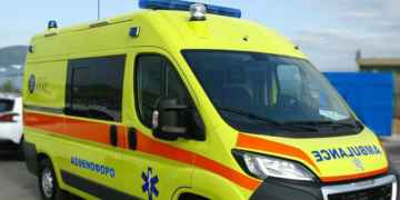 Φρικτό ατύχημα για ένα 4χρονο παιδί Το πόδι του συνεθλίβη κάτω από τις ρόδες του αυτοκινήτου του πατέρα του