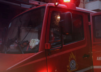 Γρεβενά: Βρέθηκε απανθρακωμένο άτομο σε παλιά μονοκατοικία που πήρε φωτιά