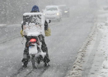 Κακοκαιρία Μπάρμπαρα: Πνίγεται στο χιόνι η Β. Εύβοια - Στο έλεος του χιονιά πολλά χωριά