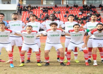 Φάσεις και γκολ από το παιχνίδι Κοζάνη- Δωτιέας Αγιάς (βίντεο)